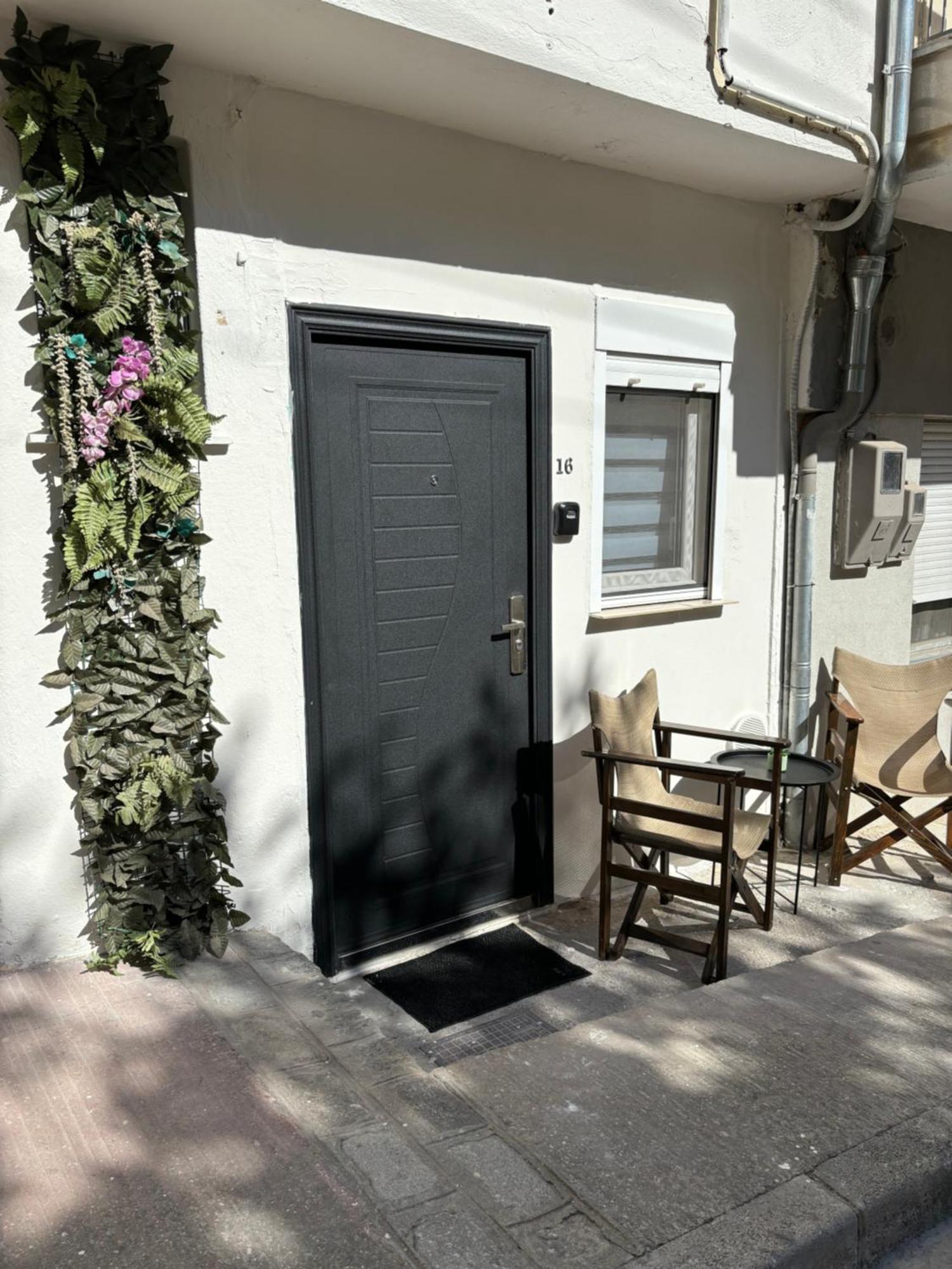 St.Barbara Studio Драма Экстерьер фото
